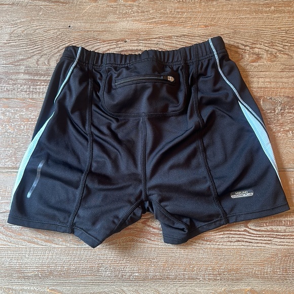 Mizuno Athletic Shorts - Picture 2 of 3